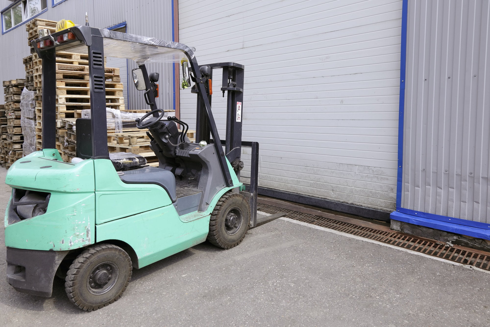 Electric Forklift